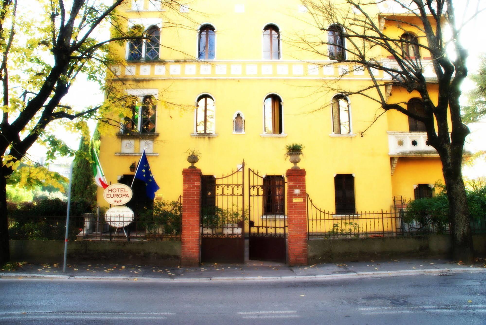 Bed & Breakfast Alla Residenza Domus Minervae 3*