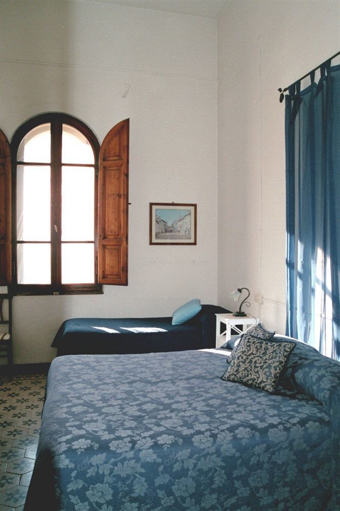 Couette-café Residenza Domus Minervae 3*